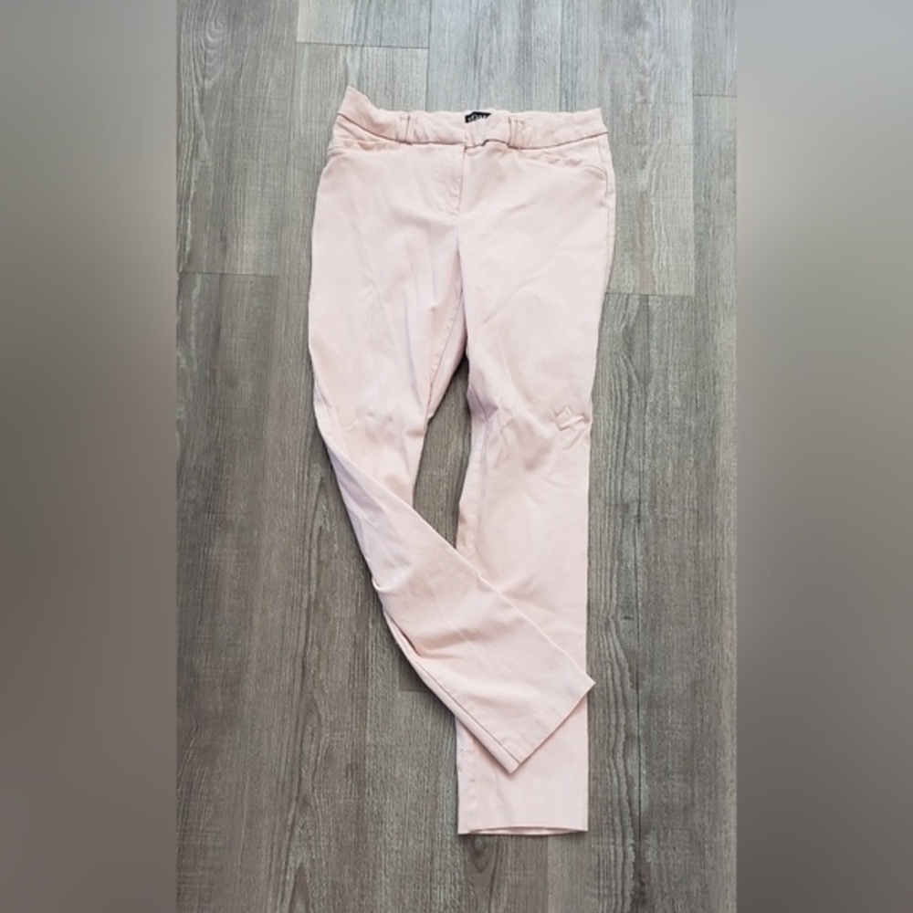 SOHO apparel lightweight pink denim stretch pants size 8